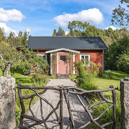 Holiday Home Bredasjoe By Interhome Gnitteryd Dış mekan fotoğraf